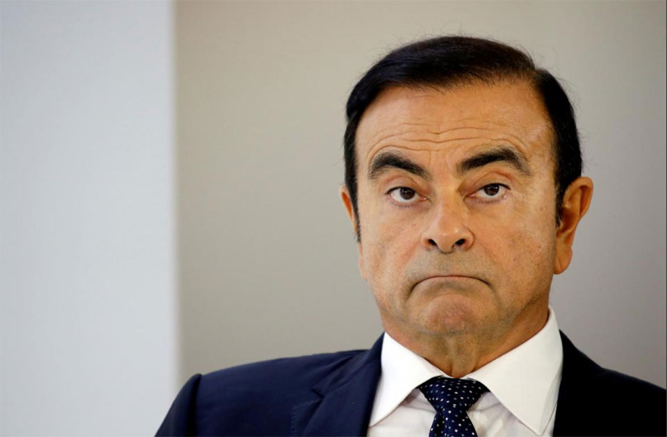 Nissan's Ghosn offers to wear electronic ankle tag for bail