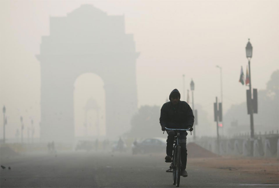 Rain clears smog in Indian capital yet air quality 'very poor'