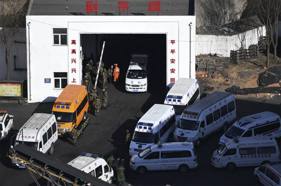 Coal mine collapses in northern China, killing at least 21