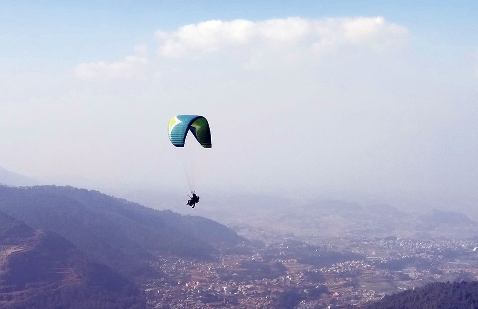 Kathmandu Paragliding back in business