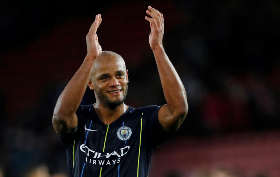 Title race not over even if Liverpool beat City, says Kompany