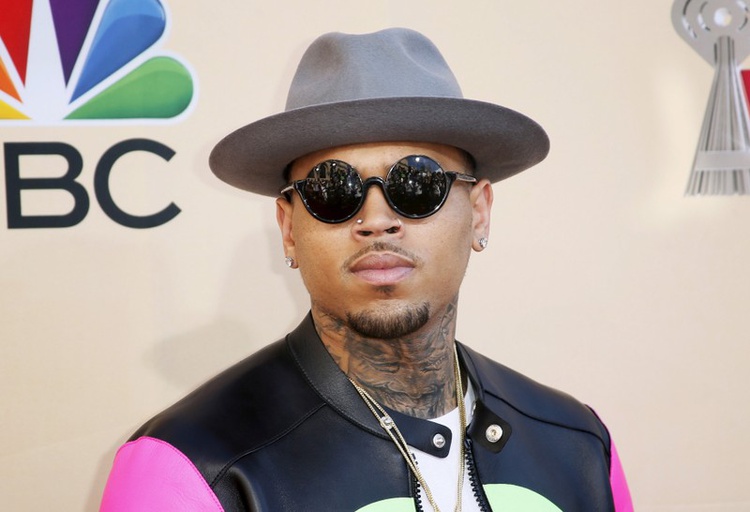 Singer Chris Brown files slander case over Paris rape allegation