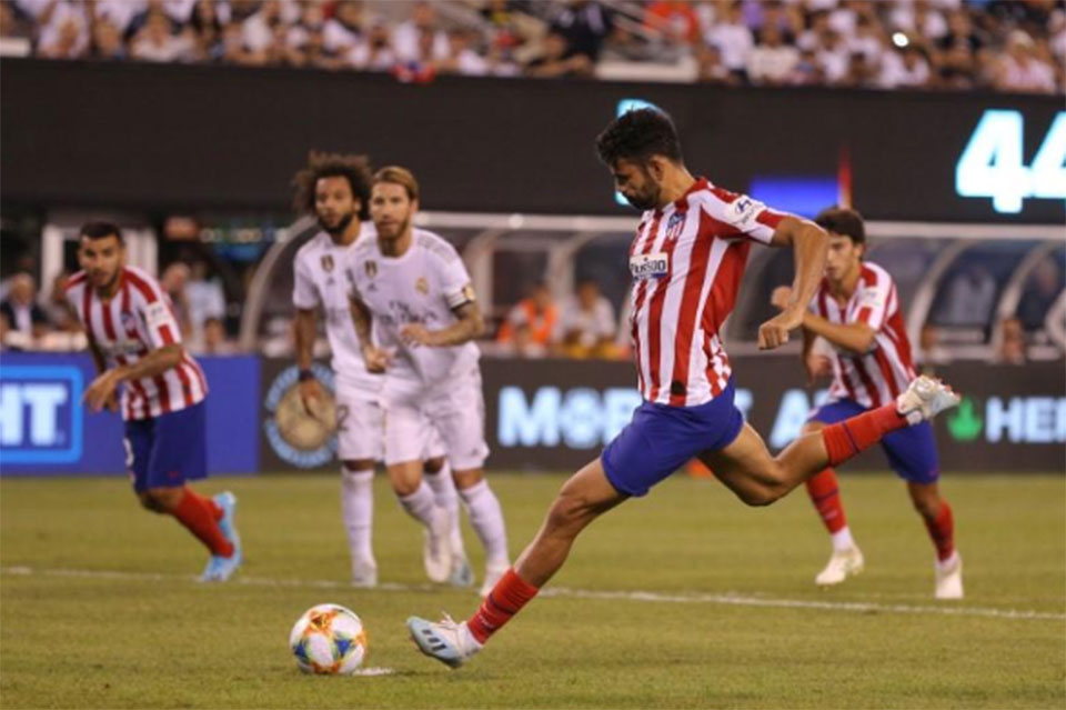 Costa hits four as Atletico smash Real Madrid 7-3
