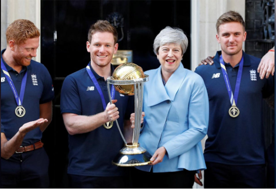 May hosts victorious England cricket team