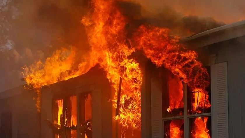 Alcoholic husband sets house on fire, wife killed