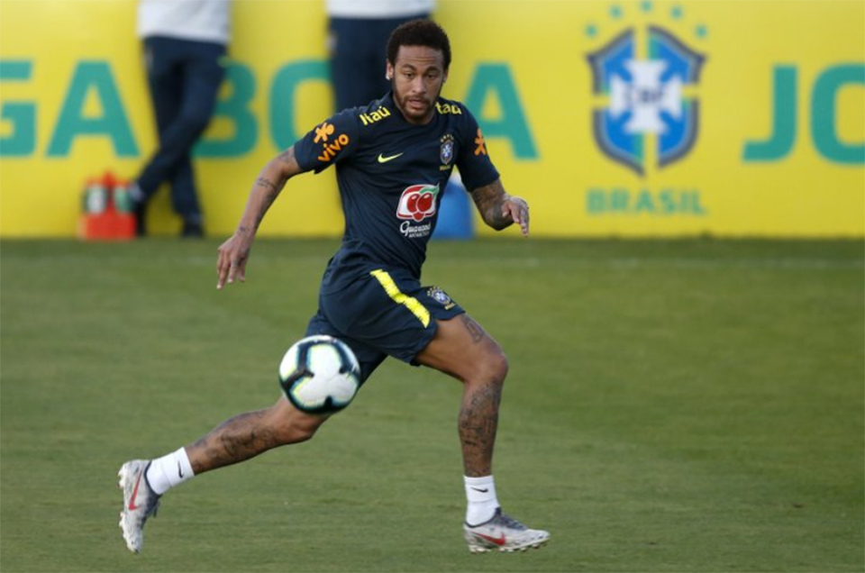 Woman accuses Neymar of rape, player says he was set up