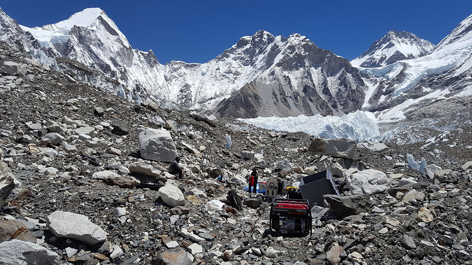 Coldest glacier ice in Khumbu region measured at just -3.3 degree Celsius