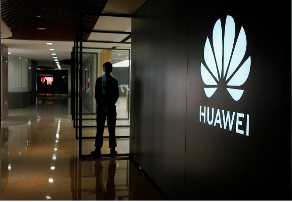 Huawei denies report that orders to key suppliers cut after U.S. blacklisting