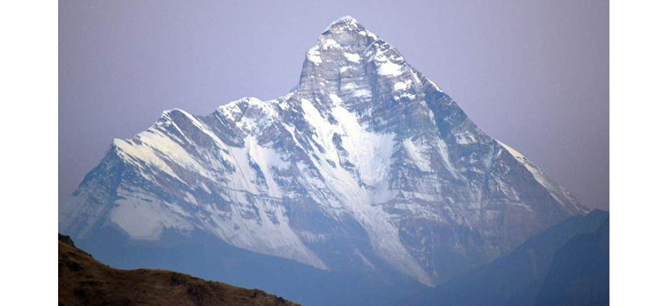 India says mission to recover climbers' bodies likely to take 10 days