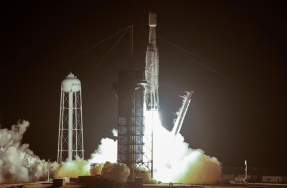 SpaceX launches Falcon Heavy rocket with 24 satellites