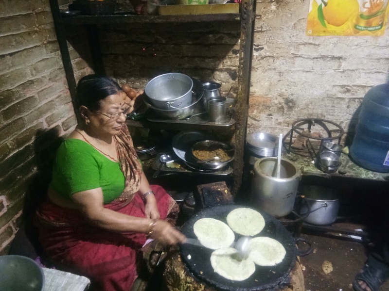 Aama ko Bara Pasal: Serving baras since early 70s