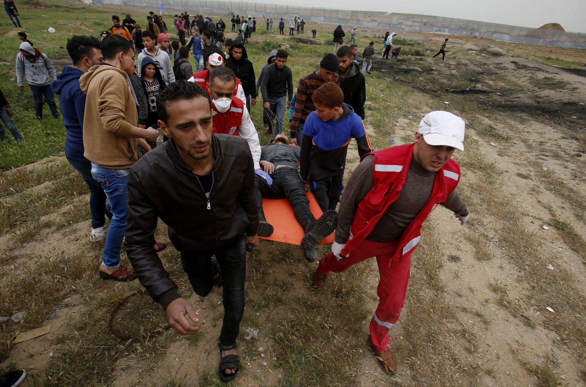 Rockets from Gaza Strip hit Israel; 4 die at border protest