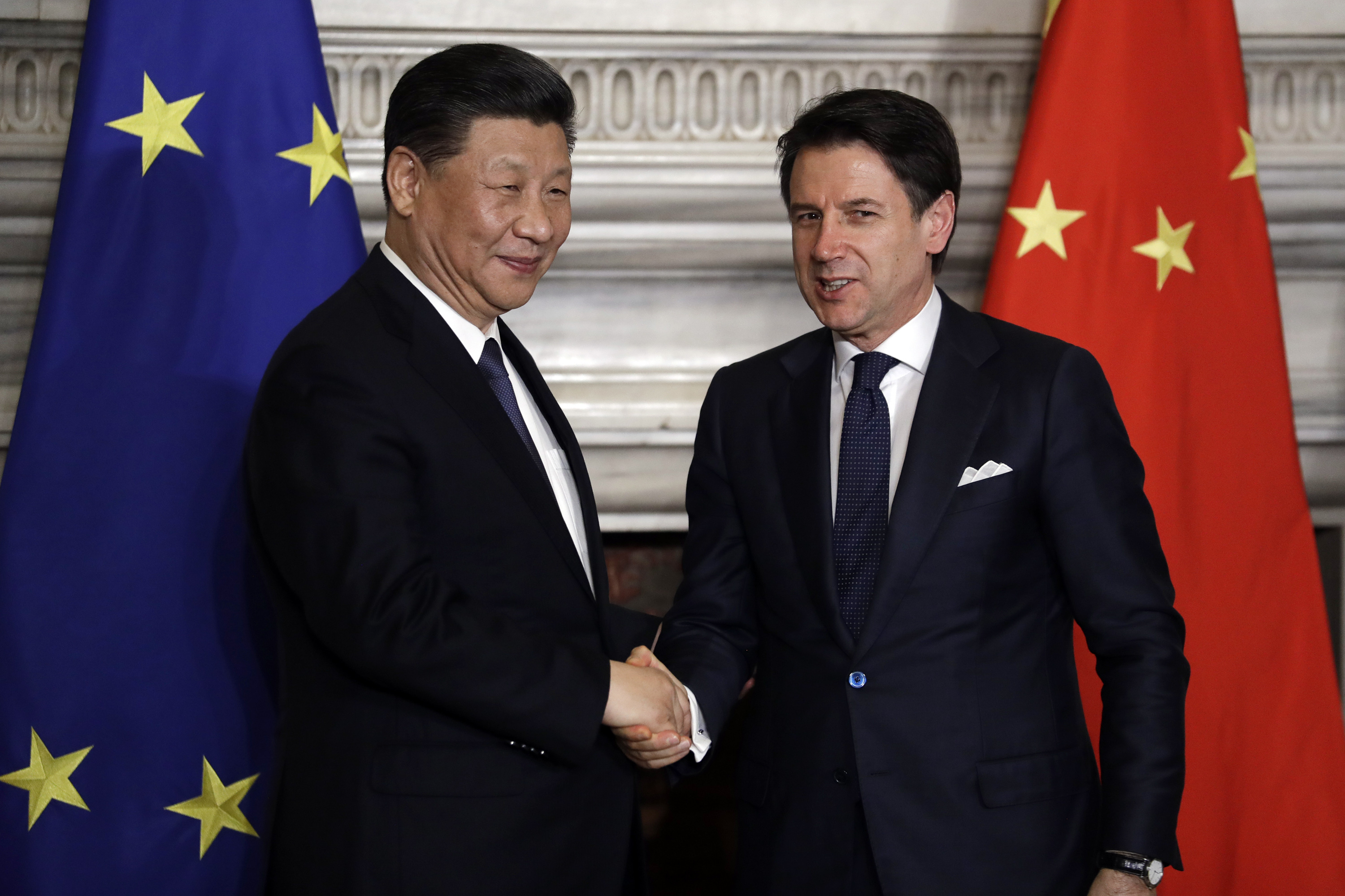 Italy signs deals worth 2.5 billion euros with China