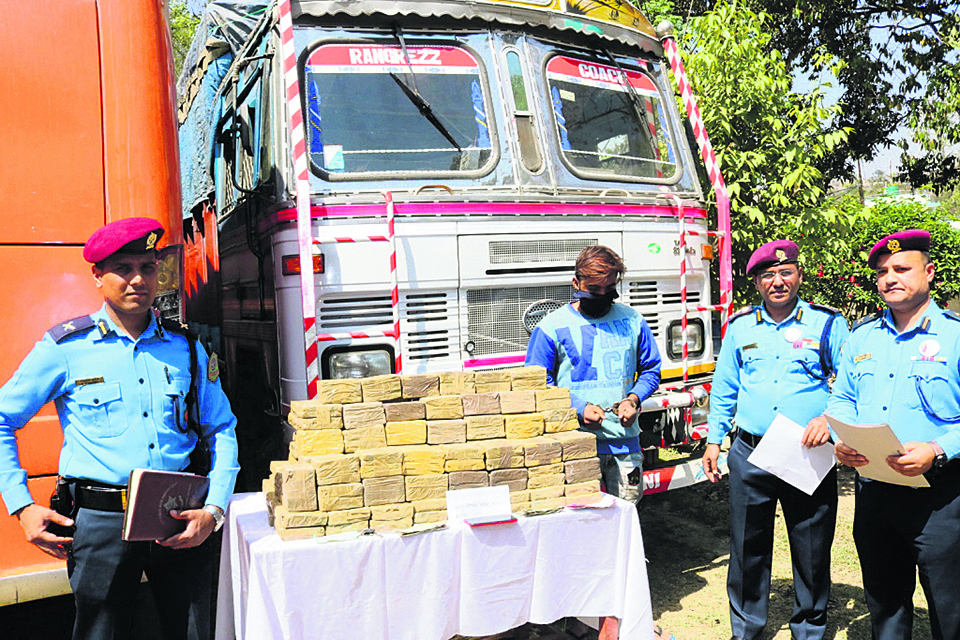Indian truck driver held with 164 kg hashish