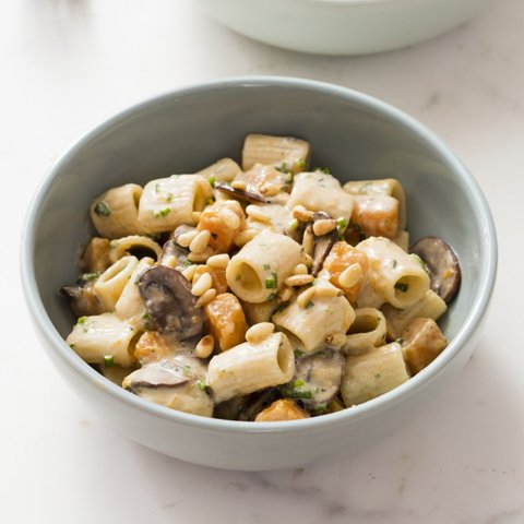 A pasta dish that brings out the earthy flavor of mushrooms