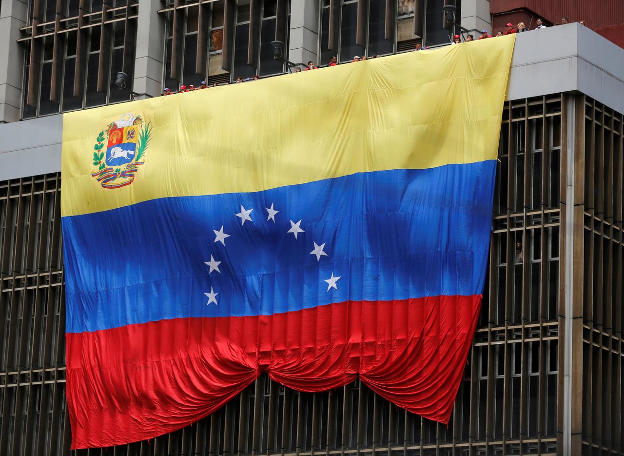 As Venezuela crisis deepens, U.S. sharpens focus on Colombia rebel threat
