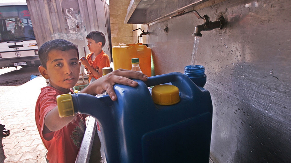 U.N. rights expert: Israel depriving Palestinians of clean water
