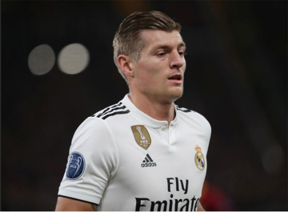 Kroos extends Real Madrid deal until 2023