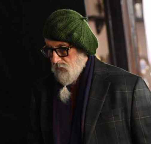 Amitabh Bachchan's look from Rumi Jafry's 'Chehre' out