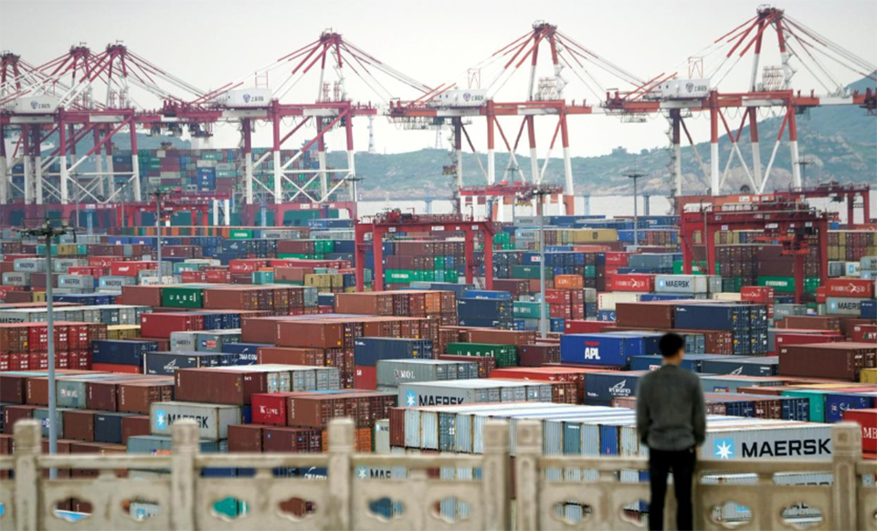 No easy options for China as trade war, U.S. pressure bite