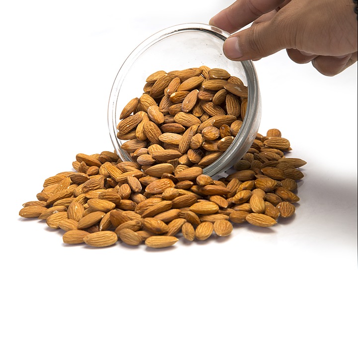 Here’s why you should eat more almonds