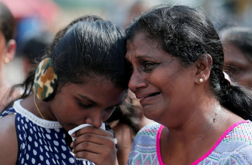 In tearful ceremony, Sri Lanka Catholics mark one month since bombings