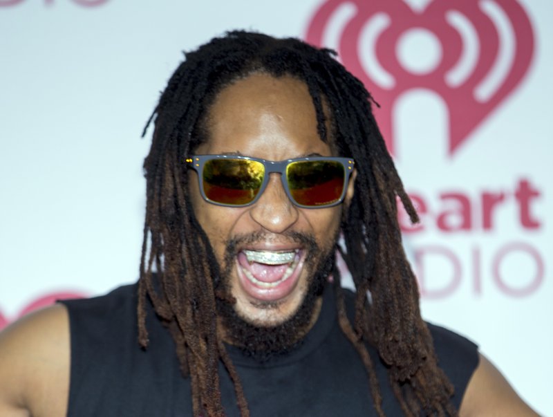 Lil Jon supports Maroon 5 canceling halftime press event