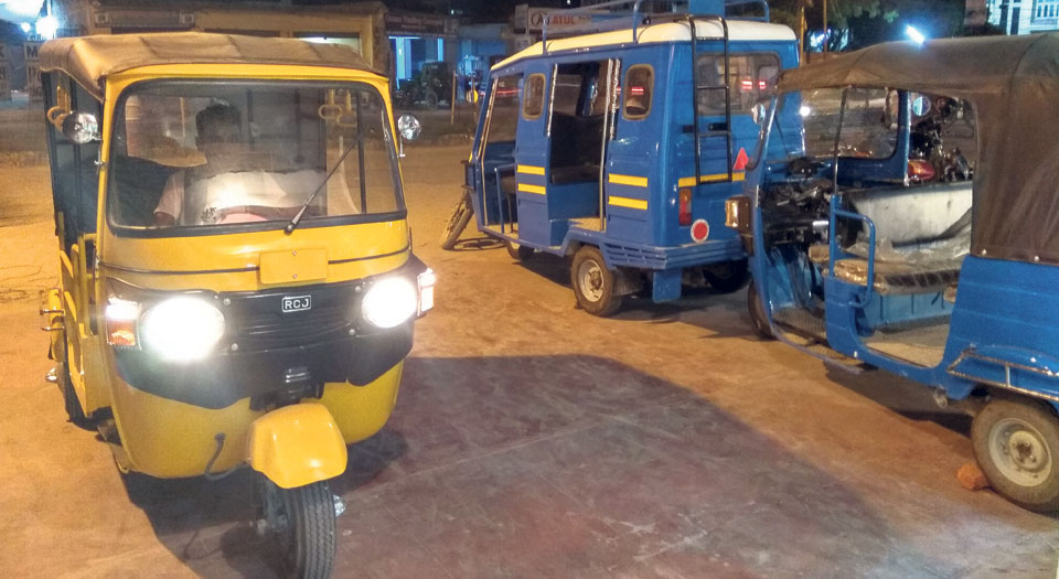 Registration of 3-wheelers increase by 7 times, e-Rickshaws decrease