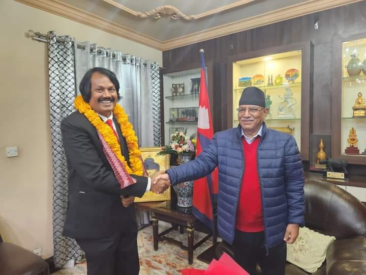 CK Raut holds meeting with Maoist Center Chairman Dahal in Khumaltar