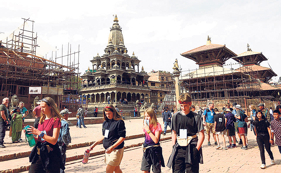 Almost 5,000 tourists still stranded in Nepal