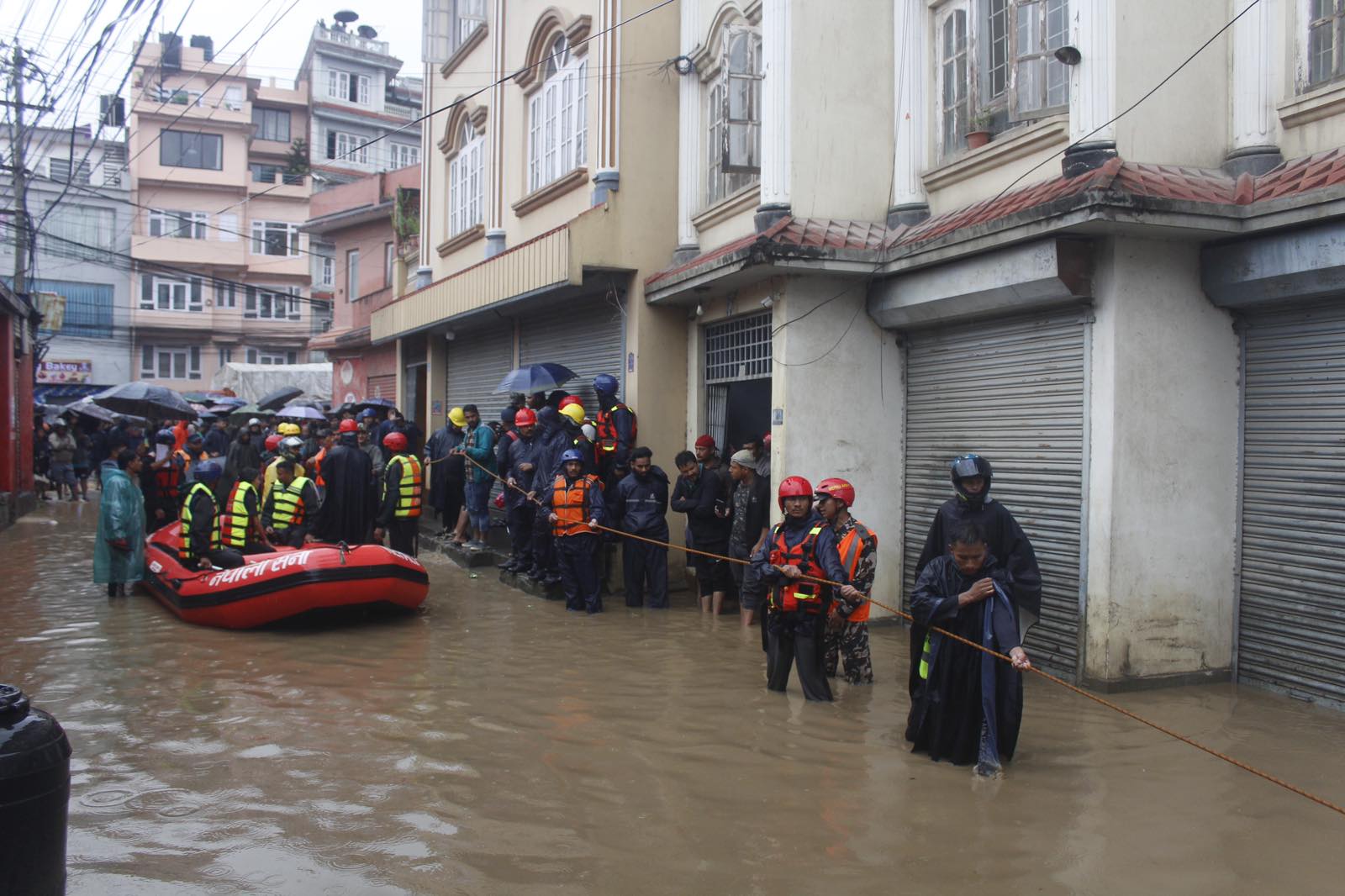 Locals express frustration over delayed govt response as dozens are still trapped in Balkhu floods