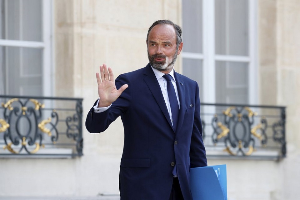 French prime minister resigns, successor to be named