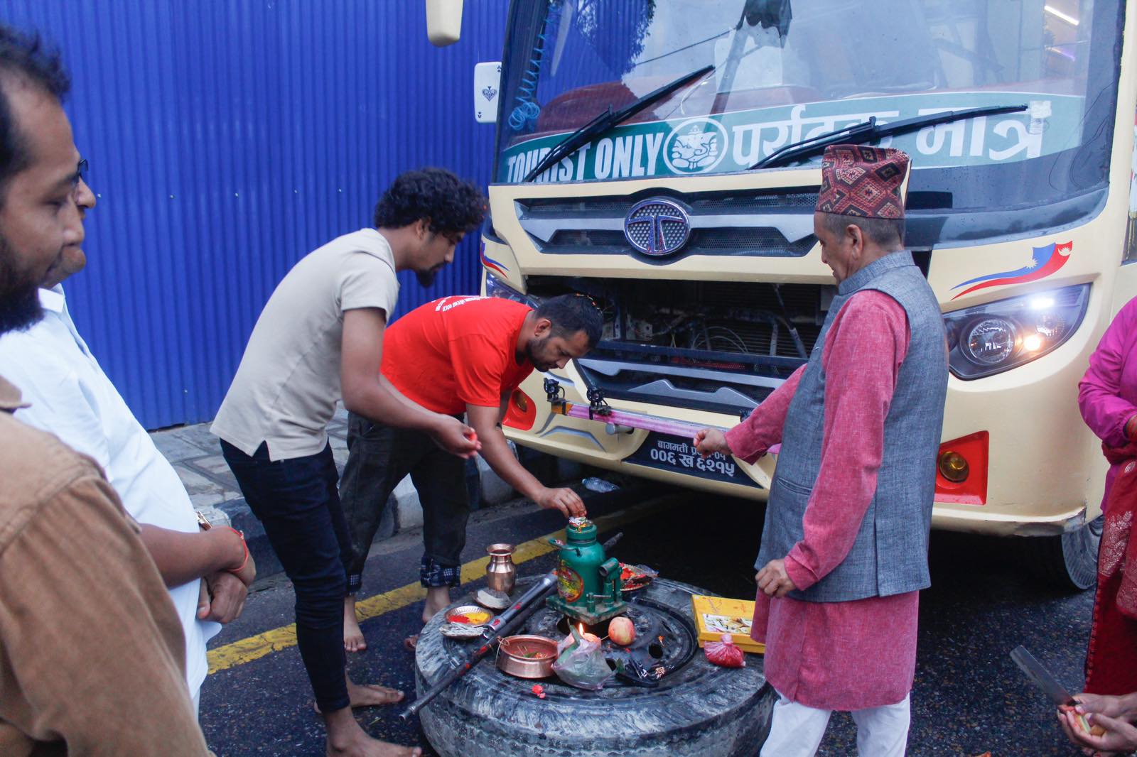 Vishwakarma Puja being performed today (In Pictures)