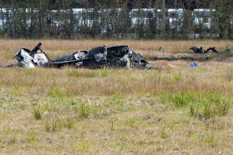 Funeral set for mother, son killed in Louisiana plane crash
