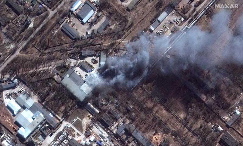 Russian strikes hit western Ukraine far from main offensive