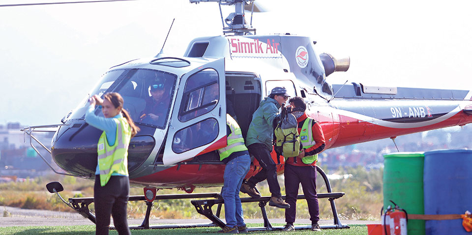 7 trekkers including four SKoreans still missing in avalanche: Police