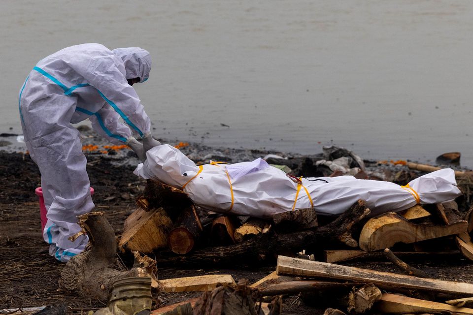 Bodies of COVID-19 victims among those dumped in India’s Ganges -gov’t document