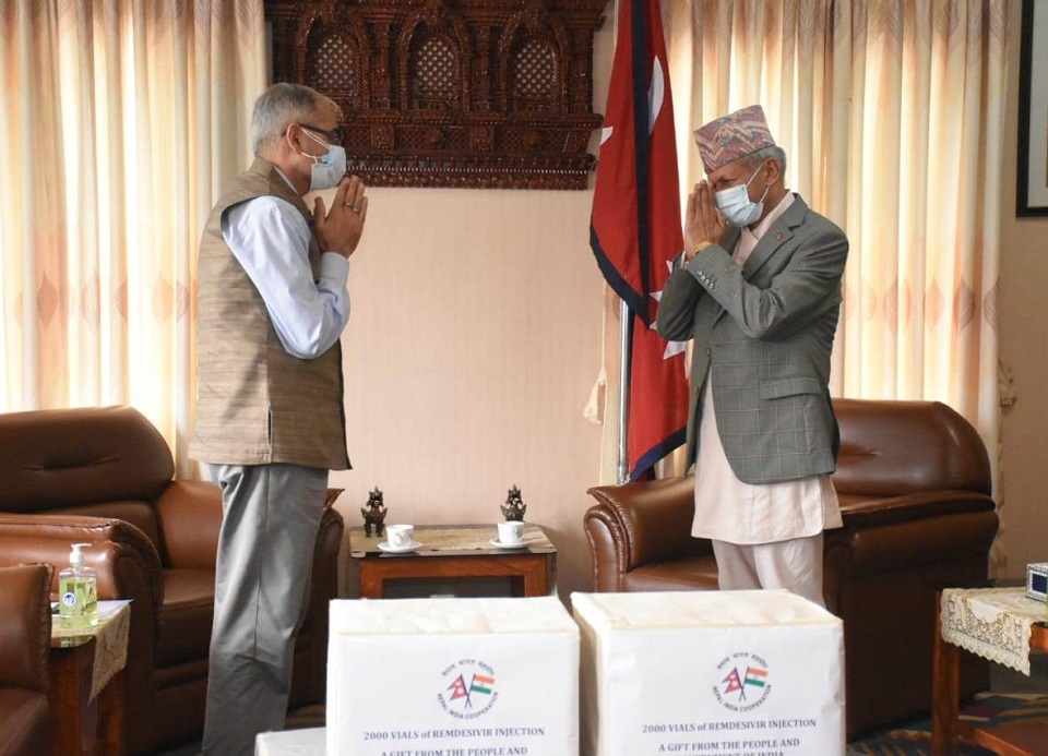 Indian govt gifts 2,000 vials of Remdesivir to Nepal