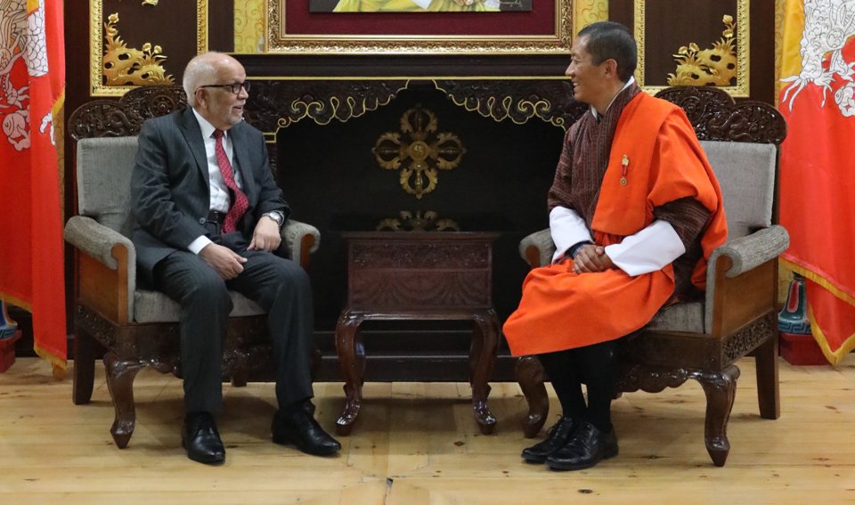 Ambassador Acharya presents credentials to Bhutanese King in Thimphu