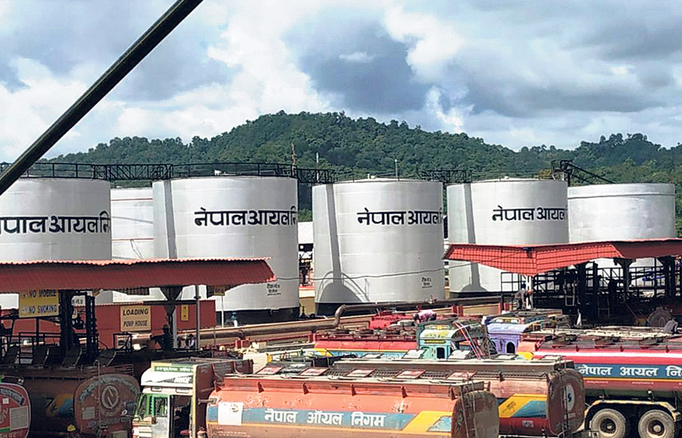 Amlekhgunj depot starts supplying diesel to Bhairahawa, Biratnagar