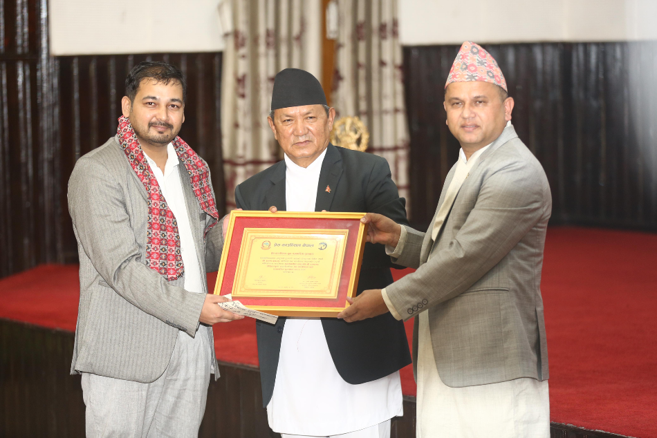 Nagarik Journo Bam honored with Youth Journalism Award-2081