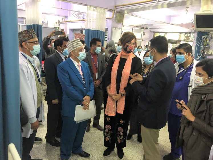Australian Ambassador Volk hands over medical equipment to Bir Hospital