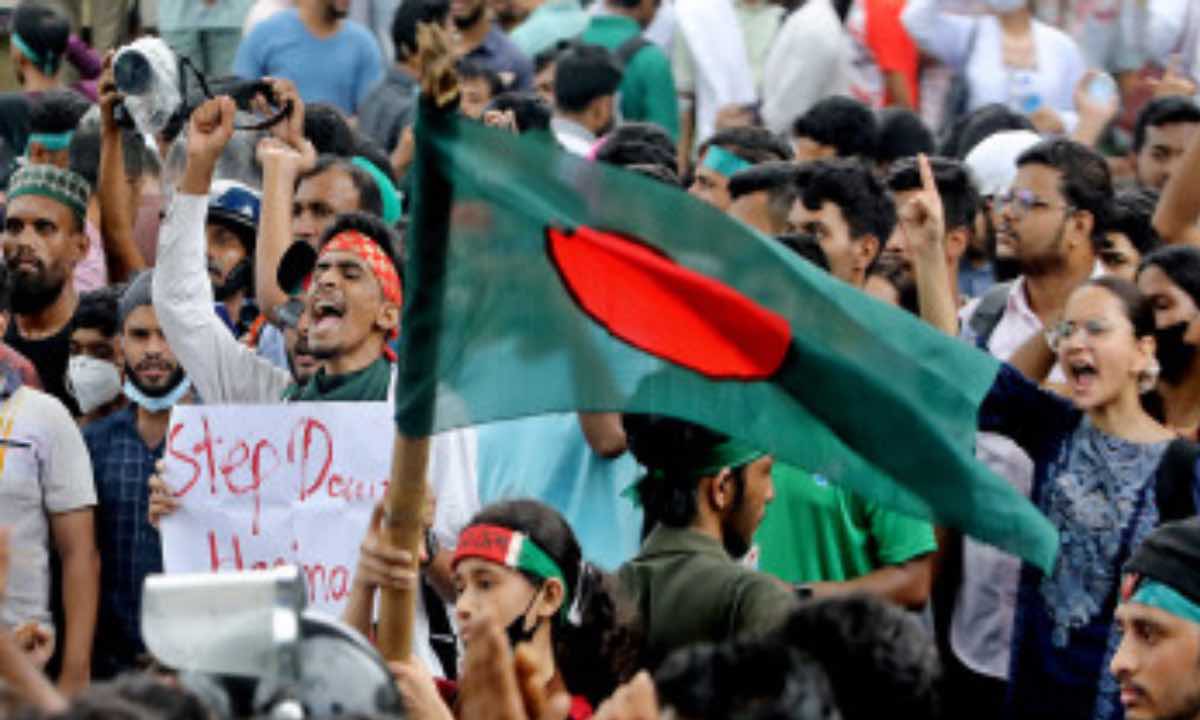 Bangladesh lifts ban on main Islamist party