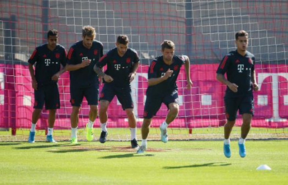 Bayern eye at least last eight in Champions League