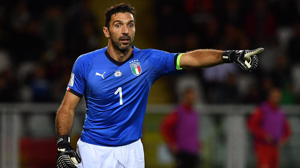 Buffon says will accept offer to play again for Italy