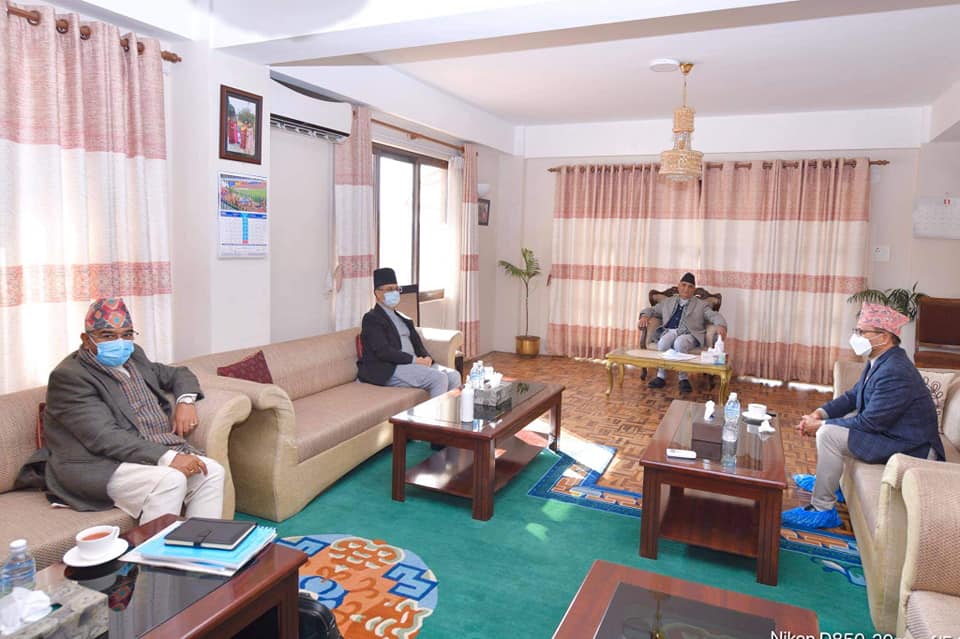 Constitutional Council meeting put off after meeting between Oli and Dahal