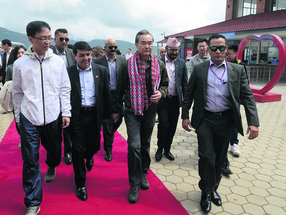 Chinese foreign minister visits Chandragiri