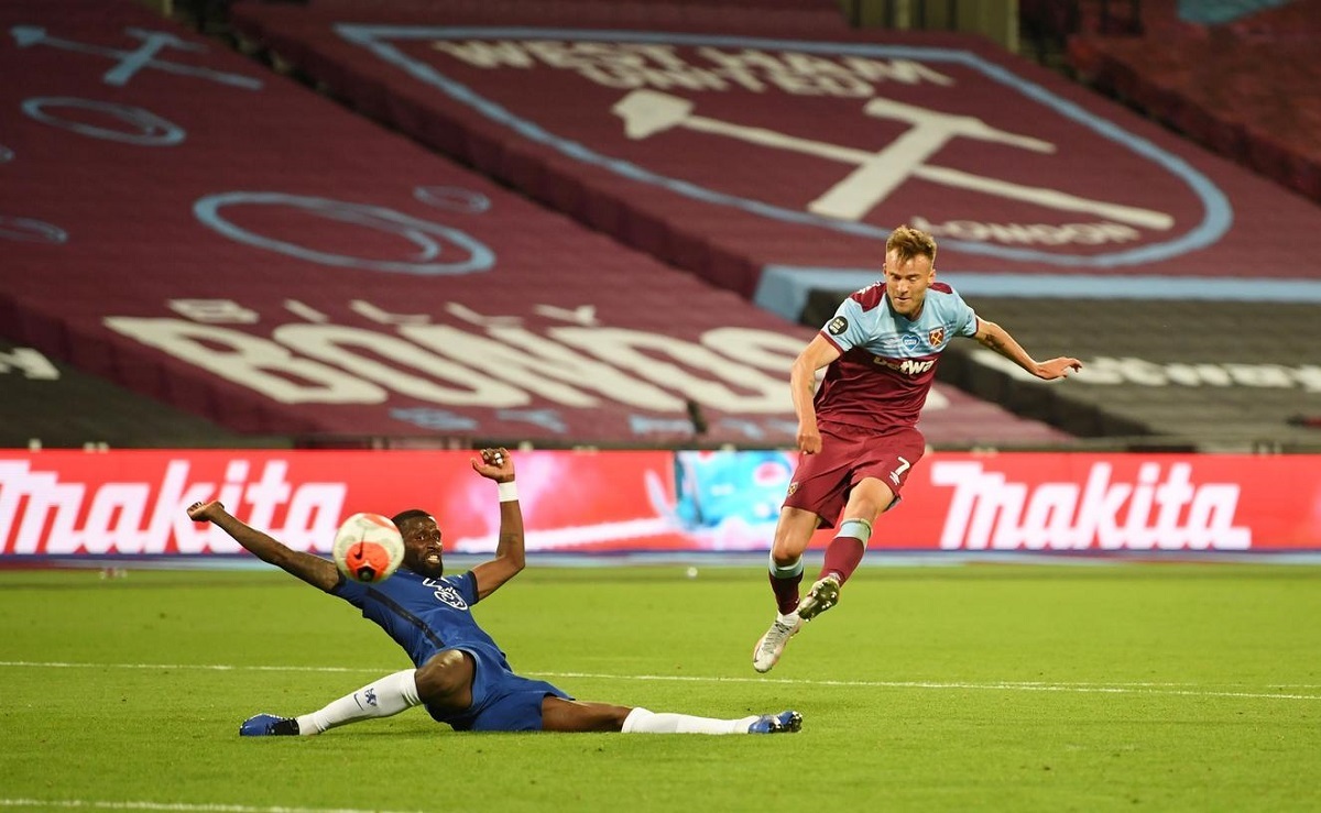 Yarmolenko earns West Ham vital win over Chelsea