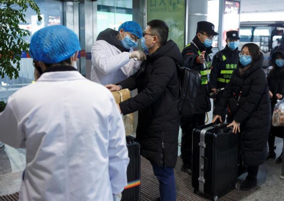 China virus death toll passes 100 as U.S., Canada issue travel warning