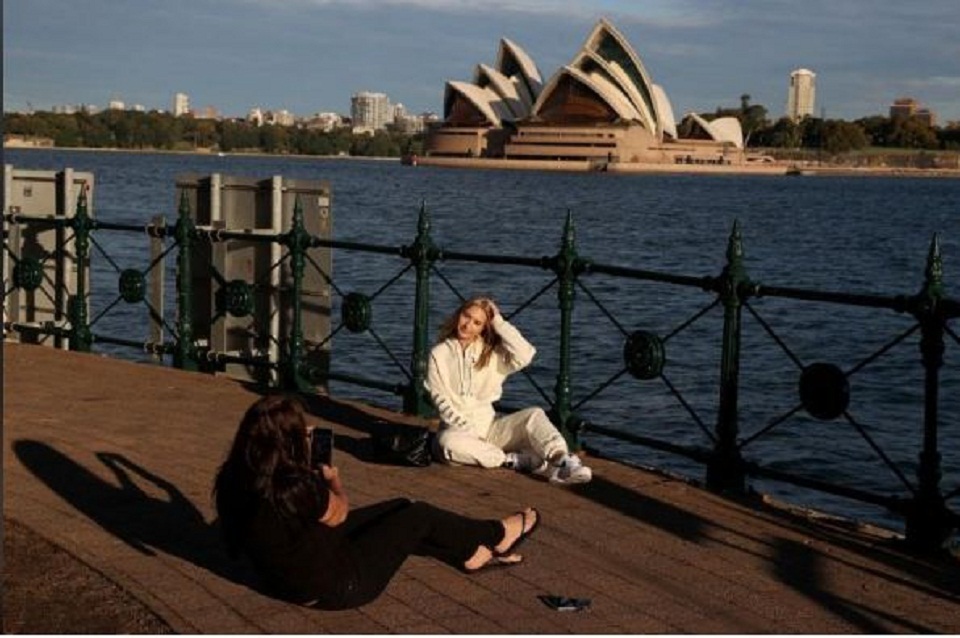Australia relaxes lockdown further, intensifies economic recovery efforts